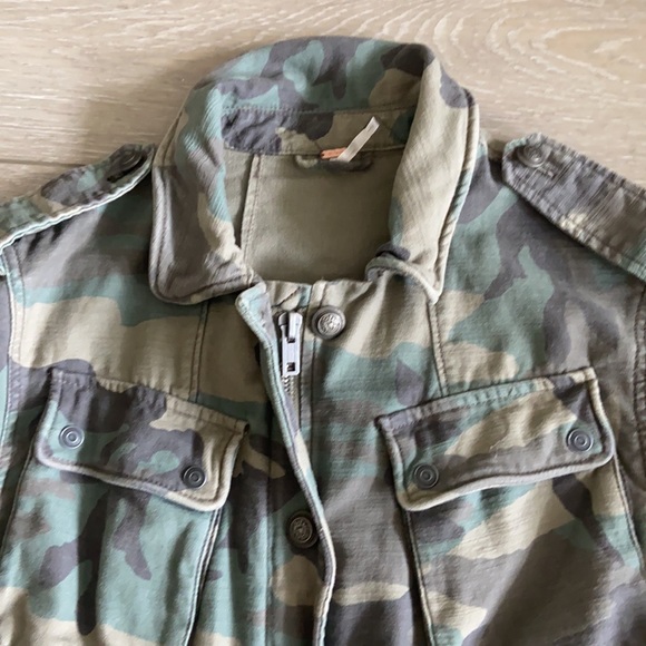 Free People Camo Jacket - Picture 2 of 4